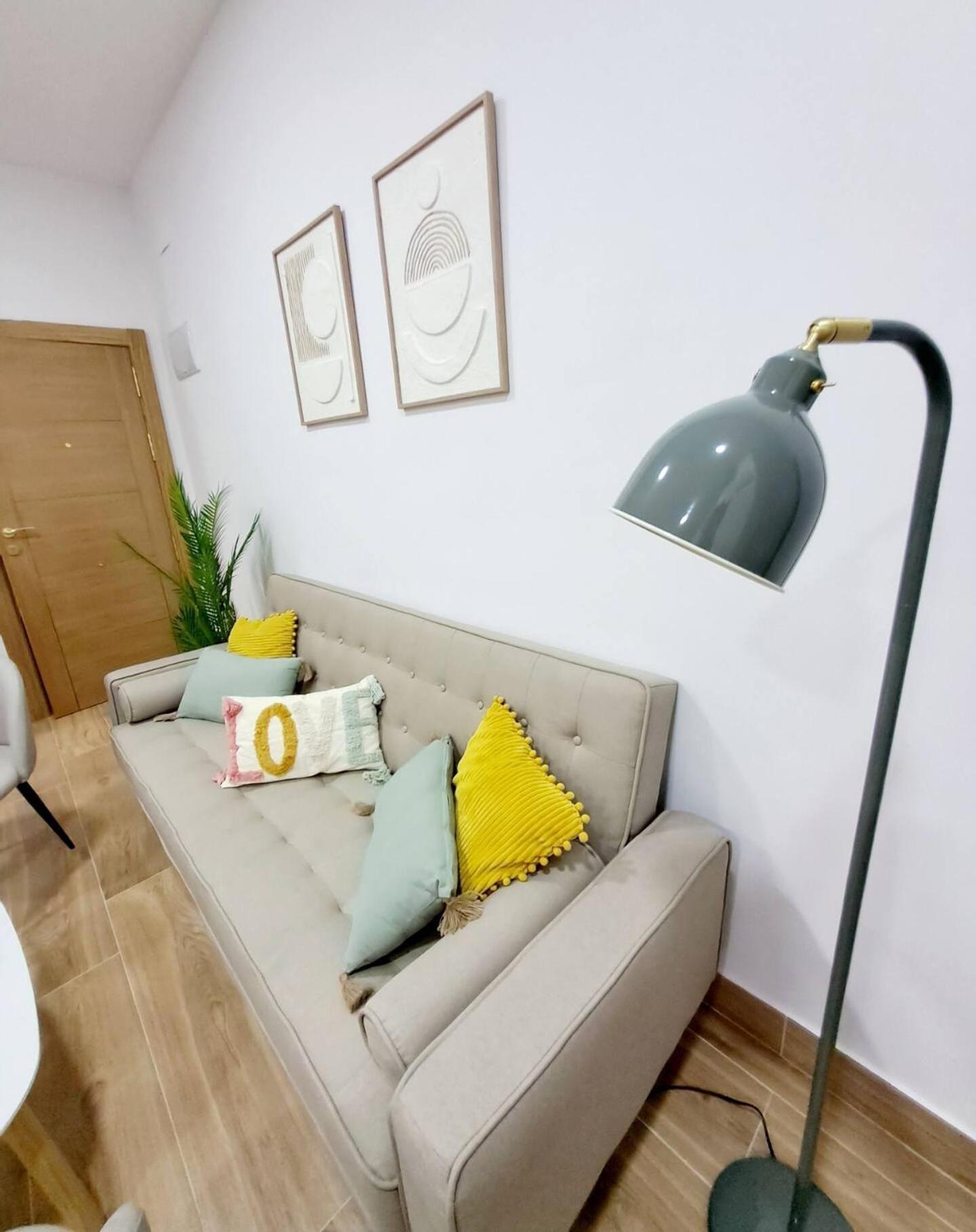Coffee & Calm Triana Apartment Seville Exterior photo